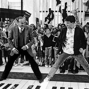 Remo Saraceni, 89, gestorben; Erfinder des Walking Piano in ‹Big› zu sehen