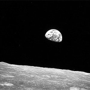 William A. Anders, der als erster bemannter Mensch den Mond umkreiste, ist im Alter von 90 Jahren gestorben
