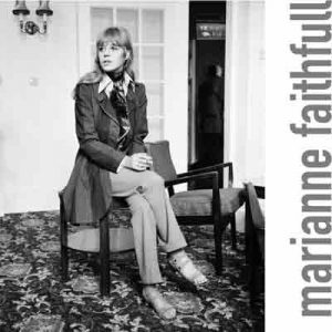 Marianne Faithfull / Ein unvergessliches Stil-Vorbild in Stimme, Aussehen und Image 